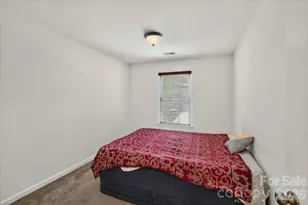 3323 Mortemer Ln, Charlotte, NC 28262 - Photo 27