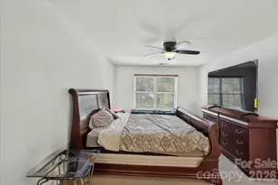 3323 Mortemer Ln, Charlotte, NC 28262 - Photo 17