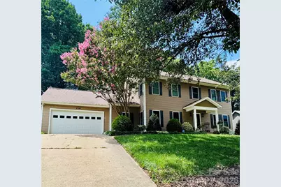 2941 8th Street Court NE, Hickory, NC 28601 - Photo 1