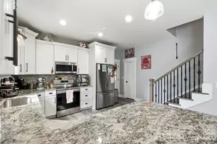 304 E Florida Ave, Bessemer City, NC 28016 - Photo 17