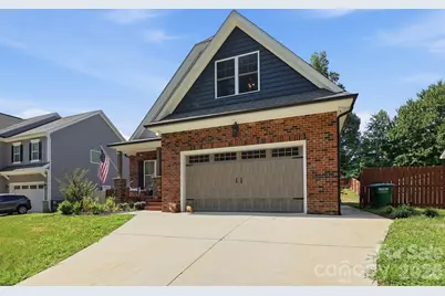 304 E Florida Avenue, Bessemer City, NC 28016 - Photo 3