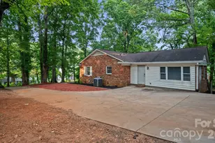 7515 Shady Ln, Charlotte, NC 28215 - Photo 27