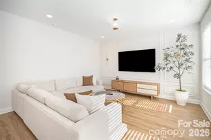 320 Lawrence Gray Rd, Charlotte, NC 28262 - Photo 9