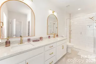 320 Lawrence Gray Rd, Charlotte, NC 28262 - Photo 15