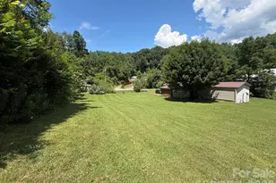 471 Crawford Cemetery Rd, Sylva, NC 28779 - Photo 9