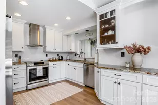 336 Sky Lake Dr, Hendersonville, NC 28739 - Photo 5
