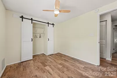 7319 Shadowlake Drive, Charlotte, NC 28226 - Photo 17