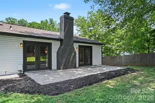 7319 Shadowlake Dr, Charlotte, NC 28226 - Photo 23
