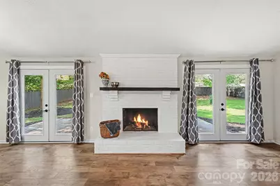 7319 Shadowlake Drive, Charlotte, NC 28226 - Photo 5