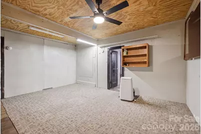 2026 12th Avenue NE, Hickory, NC 28601 - Photo 17