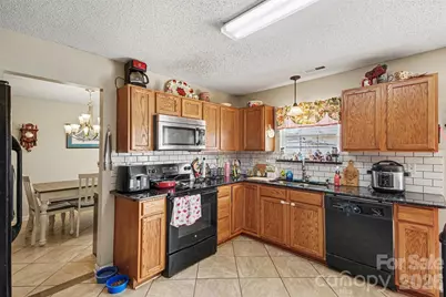 2026 Edenderry Drive, Statesville, NC 28625 - Photo 9