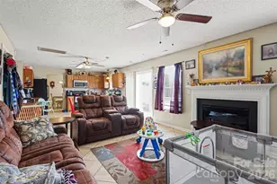 2026 Edenderry Dr, Statesville, NC 28625 - Photo 5