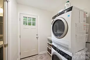 9301 Hinson Dr, Matthews, NC 28105 - Photo 33
