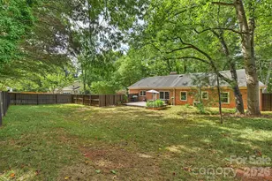 9301 Hinson Dr, Matthews, NC 28105 - Photo 37