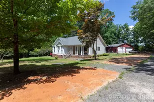 15224 Thomas Rd, Charlotte, NC 28278 - Photo 3