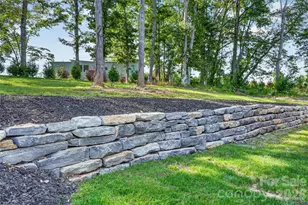 68 Point Hope Ln, Hendersonville, NC 28792 - Photo 17