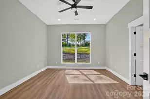 68 Point Hope Ln, Hendersonville, NC 28792 - Photo 27