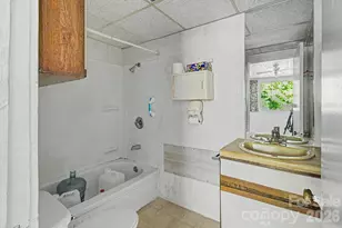 114 Old State 10 Rd, Black Mountain, NC 28711 - Photo 17