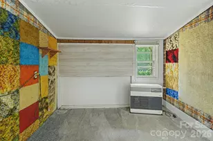 114 Old State 10 Rd, Black Mountain, NC 28711 - Photo 31