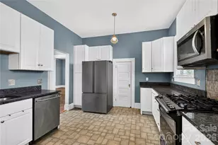 729 5th Ave W, Hendersonville, NC 28739 - Photo 17