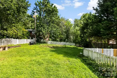 729 5th Avenue W, Hendersonville, NC 28739 - Photo 31