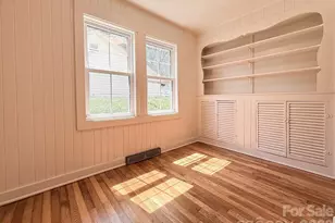 331 Probart St, Brevard, NC 28712 - Photo 5