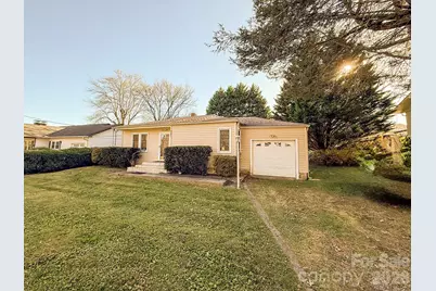 331 Probart Street, Brevard, NC 28712 - Photo 1