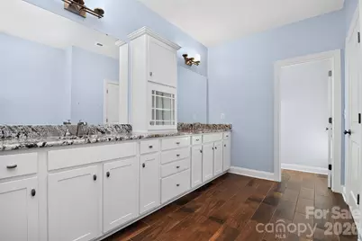 8910 Matthews Farm Lane, Charlotte, NC 28277 - Photo 23