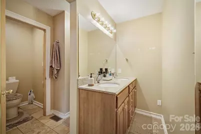 805 Bannon Place SW, Lenoir, NC 28645 - Photo 17