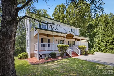 805 Bannon Place SW, Lenoir, NC 28645 - Photo 3