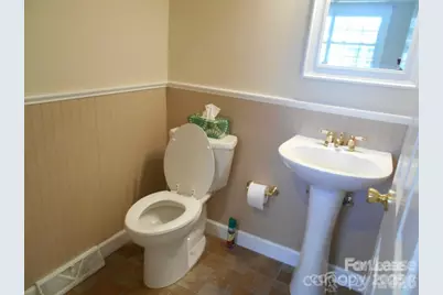 1330 E Barden Road, Charlotte, NC 28226 - Photo 15