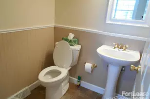 1330 E Barden Rd, Charlotte, NC 28226 - Photo 15