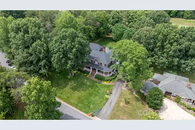 3740 Pinecrest Drive NE, Hickory, NC 28601 - Photo 41