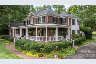 3740 Pinecrest Drive NE, Hickory, NC 28601 - Photo 39