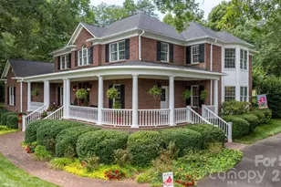 3740 Pinecrest Dr NE, Hickory, NC 28601 - Photo 39