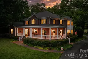 3740 Pinecrest Dr NE, Hickory, NC 28601 - Photo 1