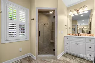 3740 Pinecrest Dr NE, Hickory, NC 28601 - Photo 25