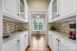 3740 Pinecrest Dr NE, Hickory, NC 28601 - Photo 19