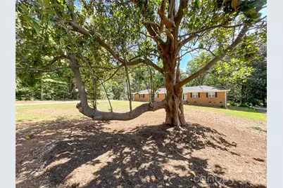 6728 Lakeside Drive, Charlotte, NC 28215 - Photo 3