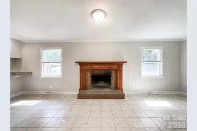 6728 Lakeside Drive, Charlotte, NC 28215 - Photo 23