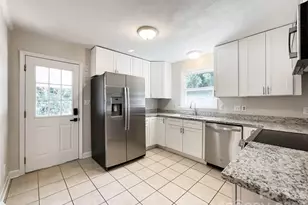 6728 Lakeside Dr, Charlotte, NC 28215 - Photo 17