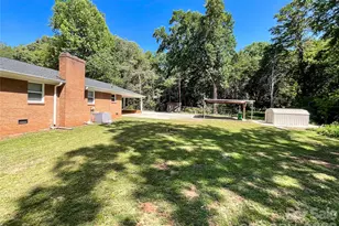 6728 Lakeside Dr, Charlotte, NC 28215 - Photo 47