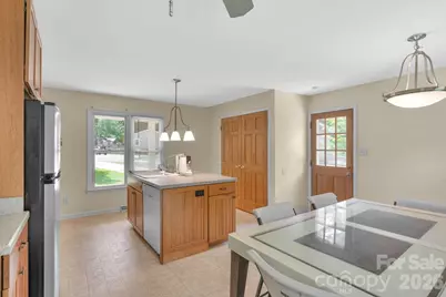 9800 Ordway Court, Charlotte, NC 28270 - Photo 17