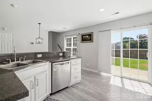 377 Pelling Dr, York, SC 29745 - Photo 3