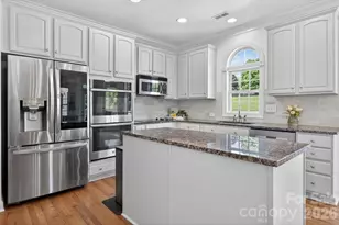 2003 Ptarmigan Ct, Waxhaw, NC 28173 - Photo 9