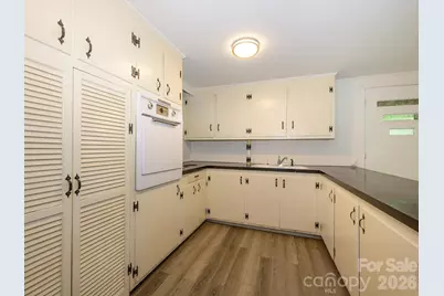 688 Grandview Drive NE, Concord, NC 28025 - Photo 33