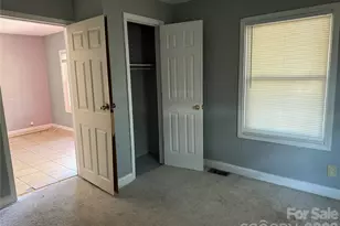 706 N Logan St, Gastonia, NC 28052 - Photo 5