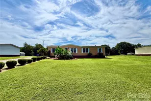 1104 Spring Meadow Dr, Woodleaf, NC 27054 - Photo 3