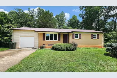 1026 Quail Hill Avenue, Newton, NC 28658 - Photo 1
