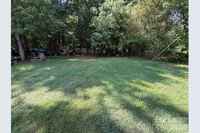 2621 E Greenbriar Road, Statesville, NC 28625 - Photo 11